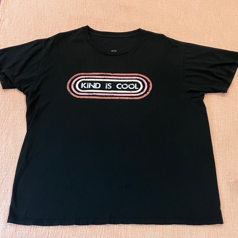Kind is Cool XL men’s Black Graphic shirt sleeve t-shirt by Philcos